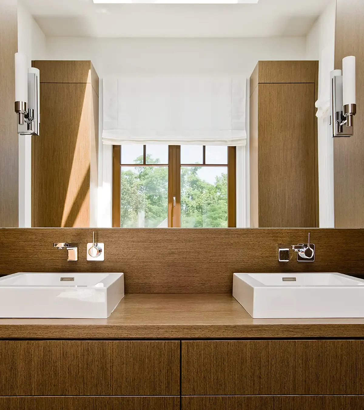 Bluff House New Construction by Doreve Nicholaeff Architecture