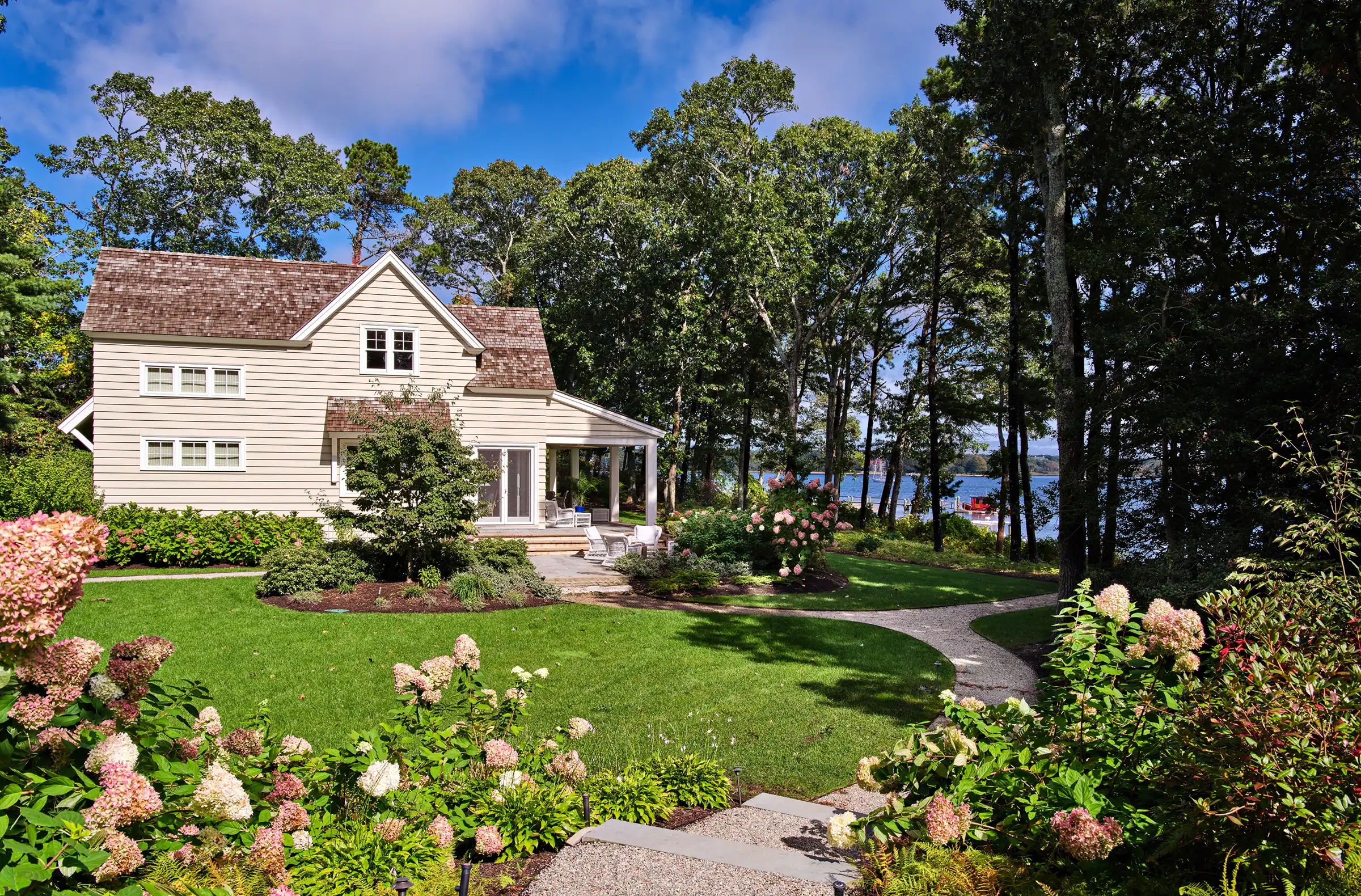 Harbor Retreat Guest House
Doreve Nicholaeff