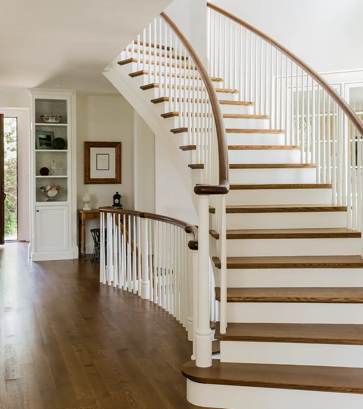 Doreve Nicholaeff Architecture stairway & railing detail image