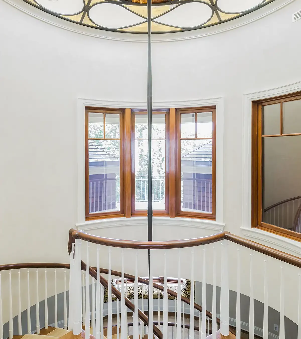 Doreve Nicholaeff Architecture stairway & railing detail image