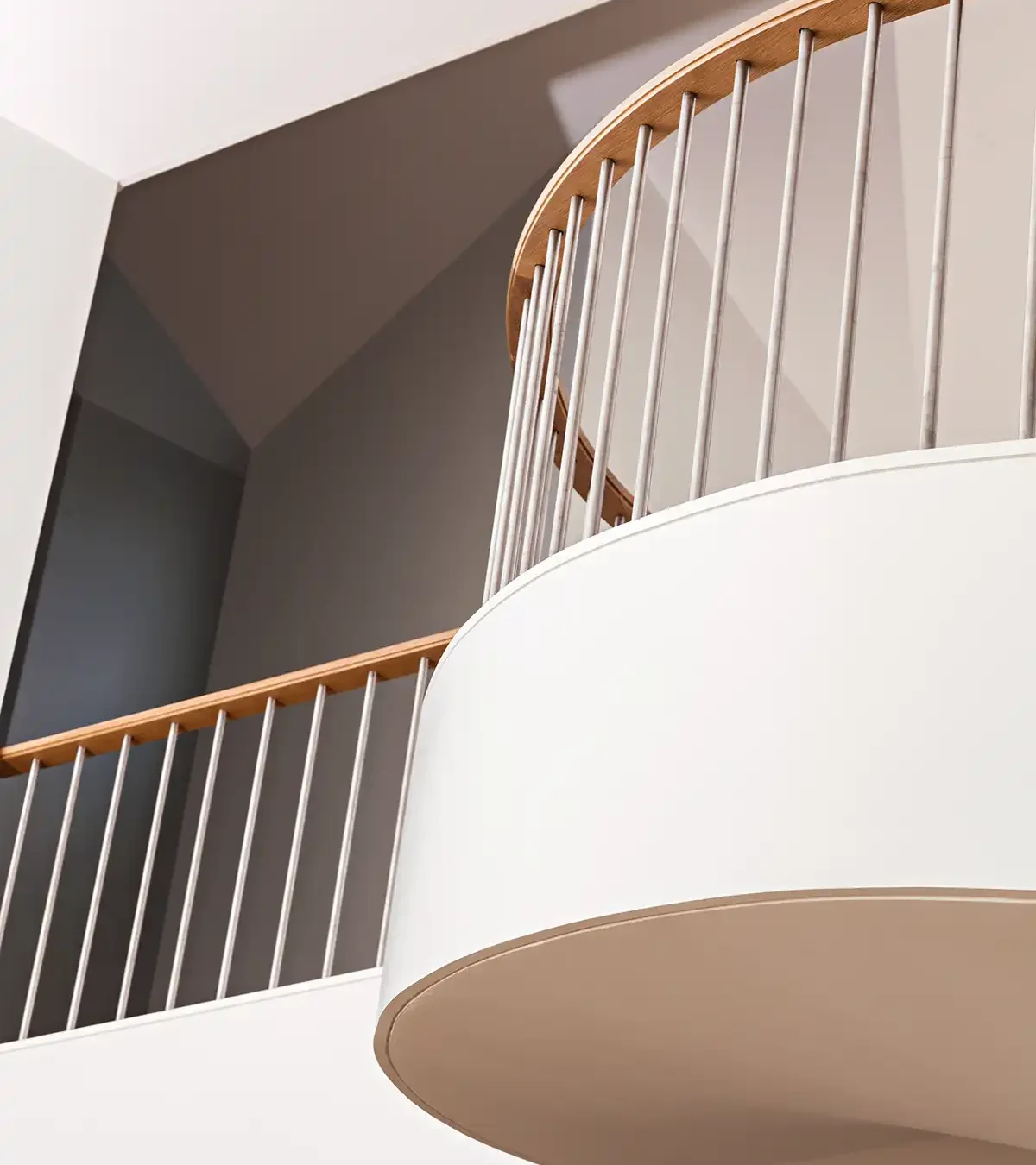 Doreve Nicholaeff Architecture stairway & railing detail image